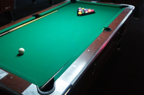 8 Ball Sports Bar & Billiards